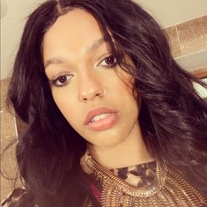 Meet your Posher, Aysha